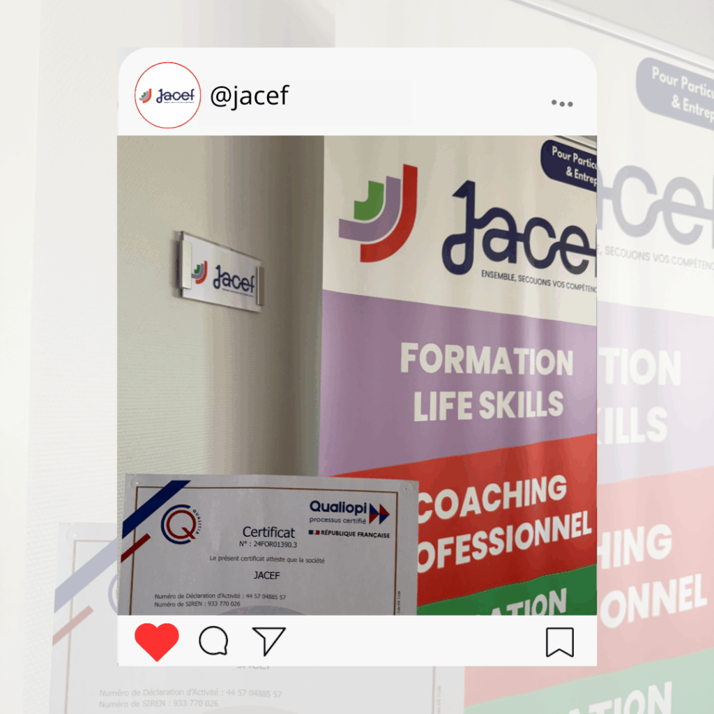 Image du certificat devant le kakémono JACEF